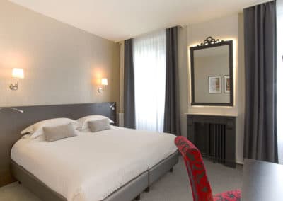 Chambre premium de l'Hôtel Voltaire Opéra du centre de Nantes